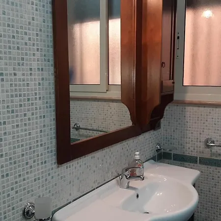 A Giusino 55-holiday With Terrace Near Mondello