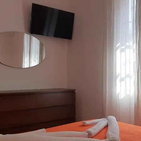 A Giusino 55-holiday With Terrace Near Mondello Palermo