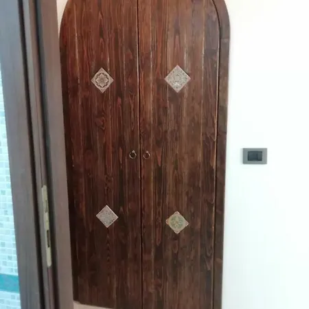 A Giusino 55-holiday With Terrace Near Mondello Palermo