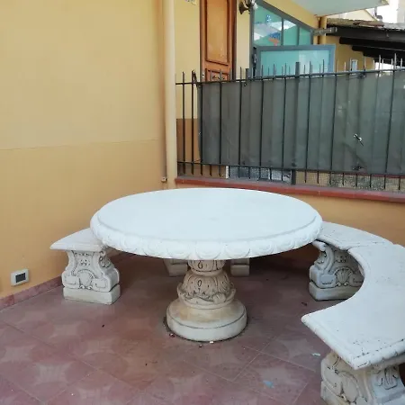 A Giusino 55-holiday With Terrace Near Mondello * Palermo